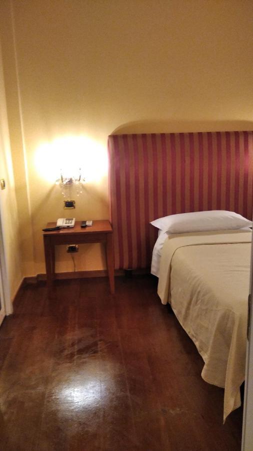 Canella Hotel Rom Exteriör bild