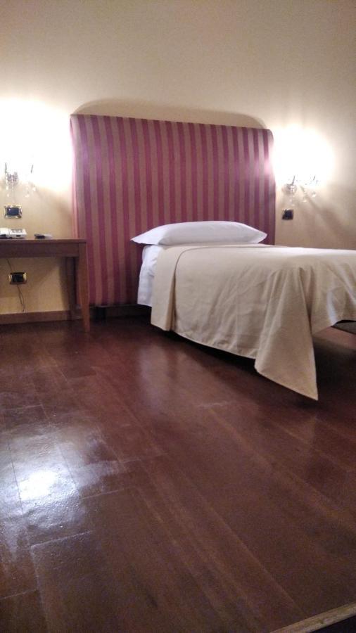 Canella Hotel Rom Exteriör bild